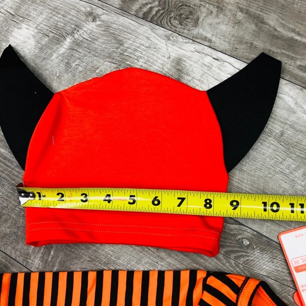 NWT BABY BAT ONESIE PAIR WITH HAT